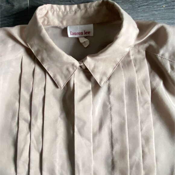 VTG Lauren Lee Light Weight Pleated Front Blouse W/ Shoulder Pads-Beige-Size 16- - Picture 5 of 8